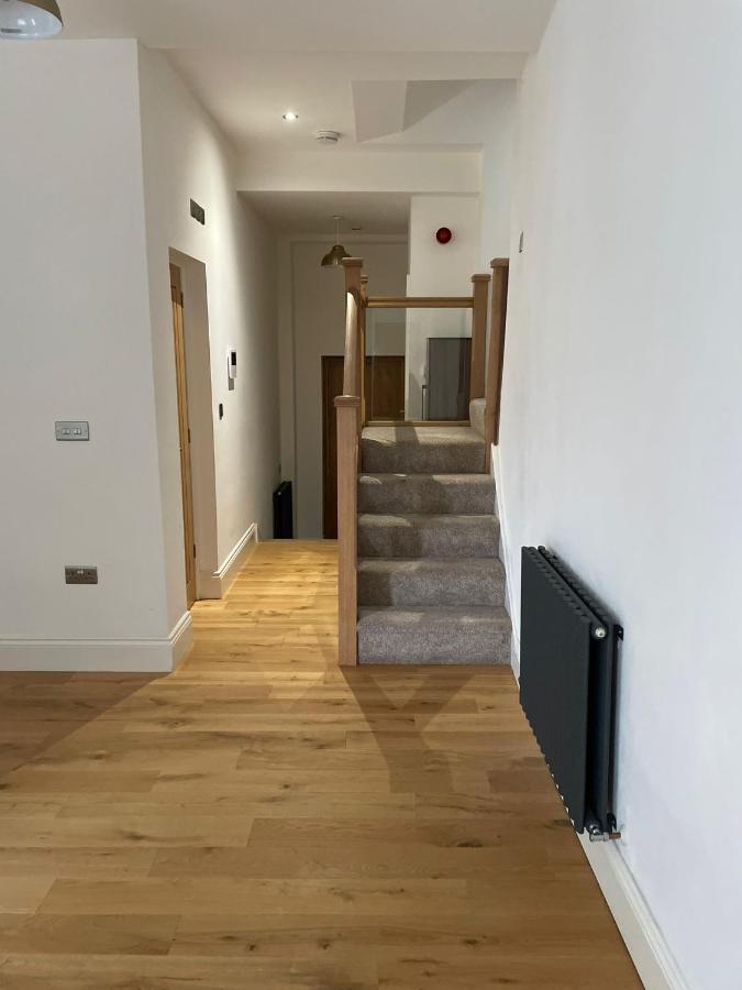 City Centre 1 Bed Sleeps 4 H5 Kingston upon Hull Exterior photo